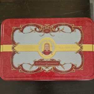La Cure Gourmande Red Tin Box Empty